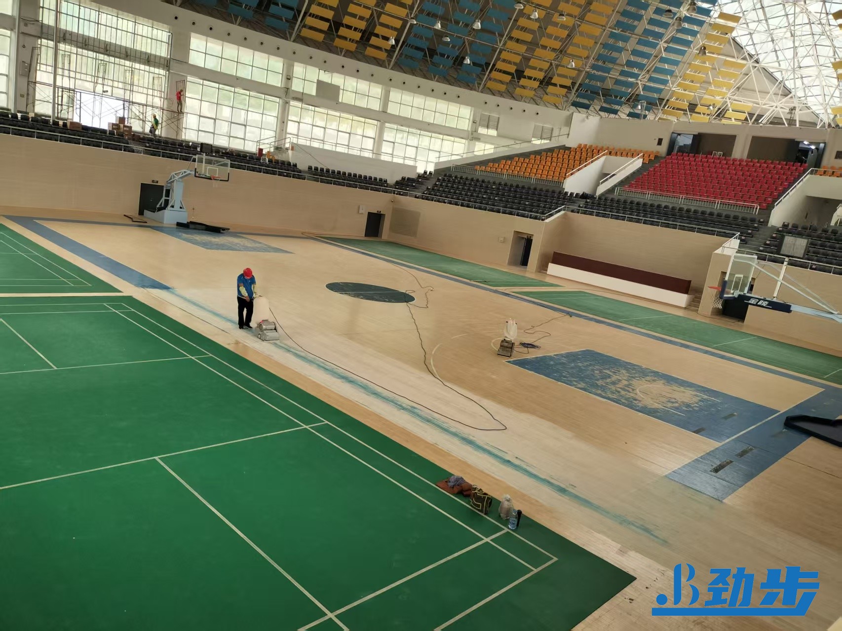 运动木地板翻新费用