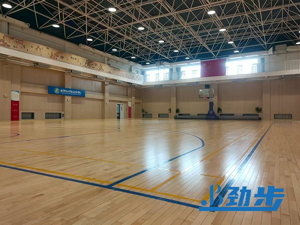 篮球馆木地板