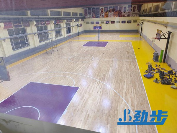 运动木地板翻新