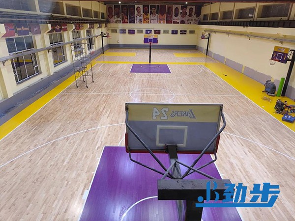 运动木地板翻新