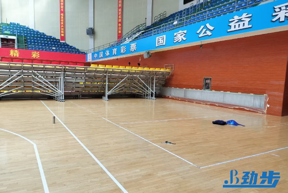 焕新球场活力，守护运动安全 —— 篮球馆运动木地板翻新正当时