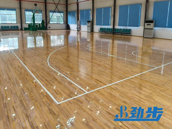 江西景德镇某部队篮球馆防滑保养