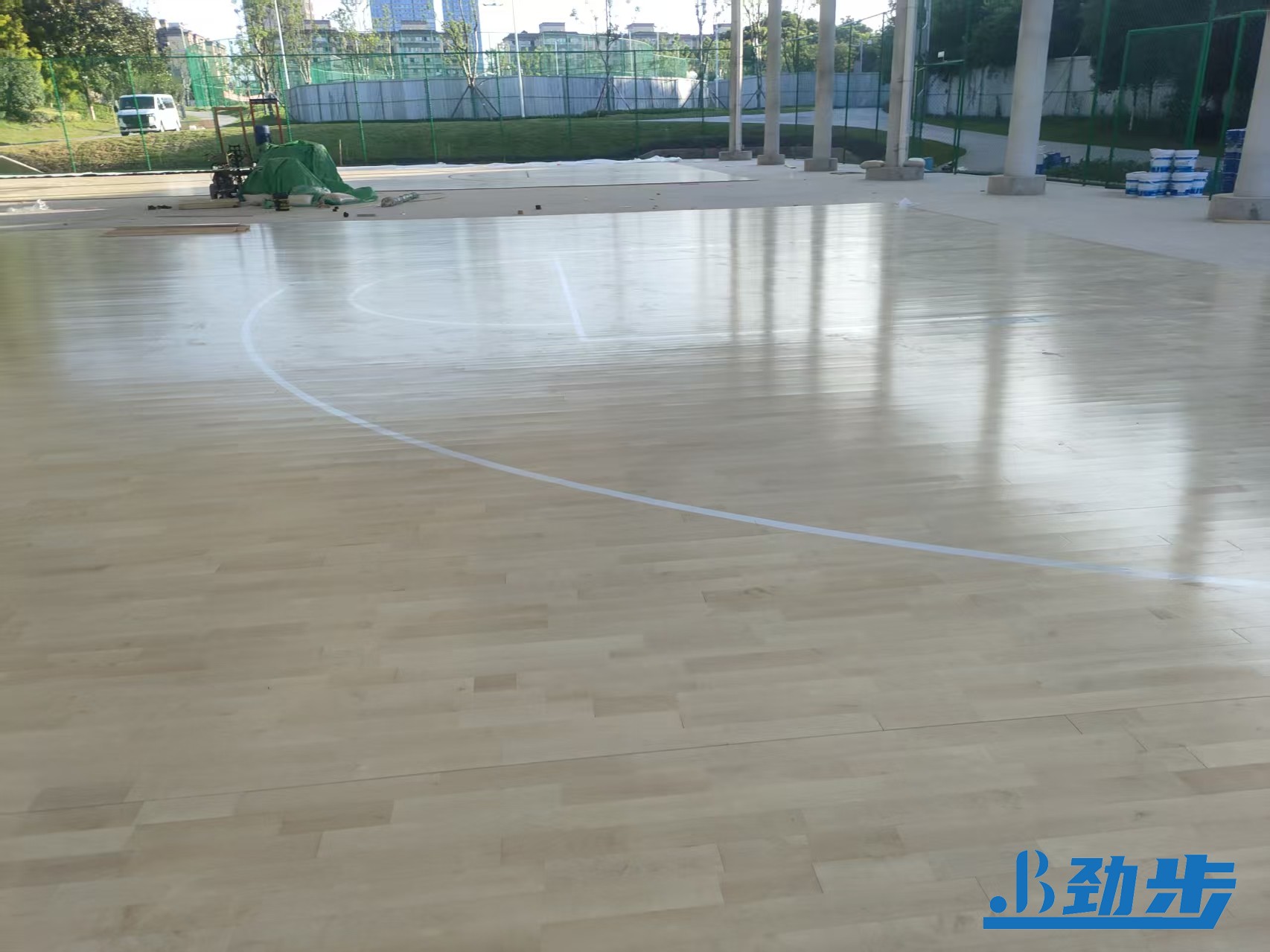 篮球馆木地板翻新