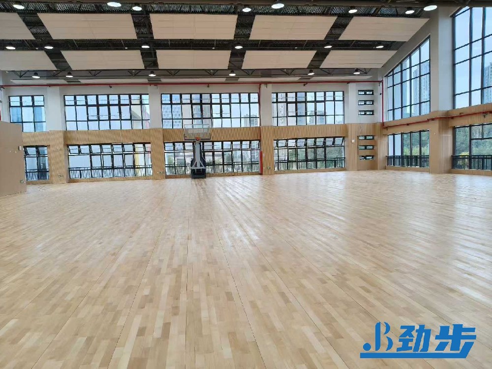 运动木地板翻新维修，让老旧场馆重归专业赛场