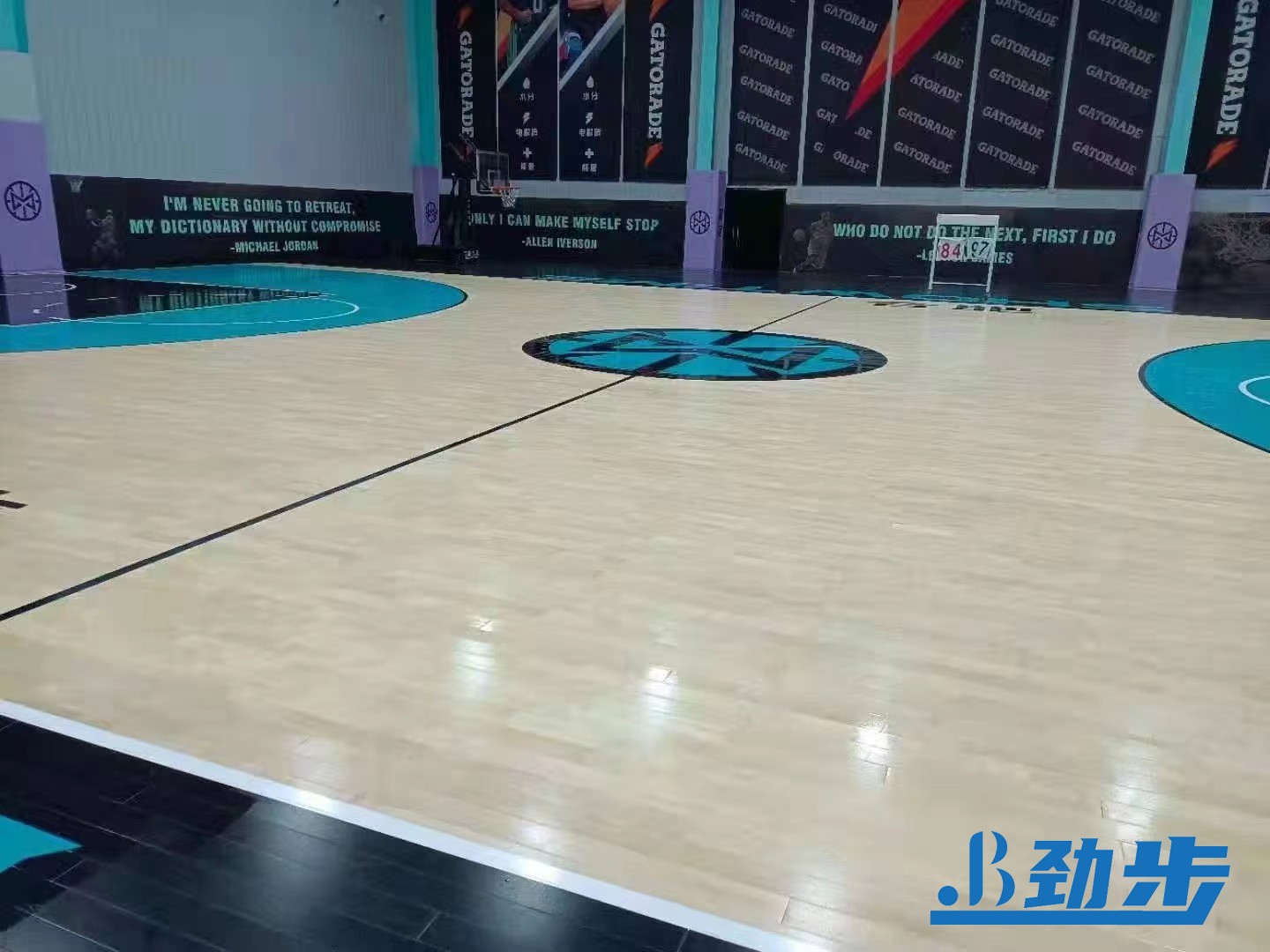 运动木地板翻新多少钱