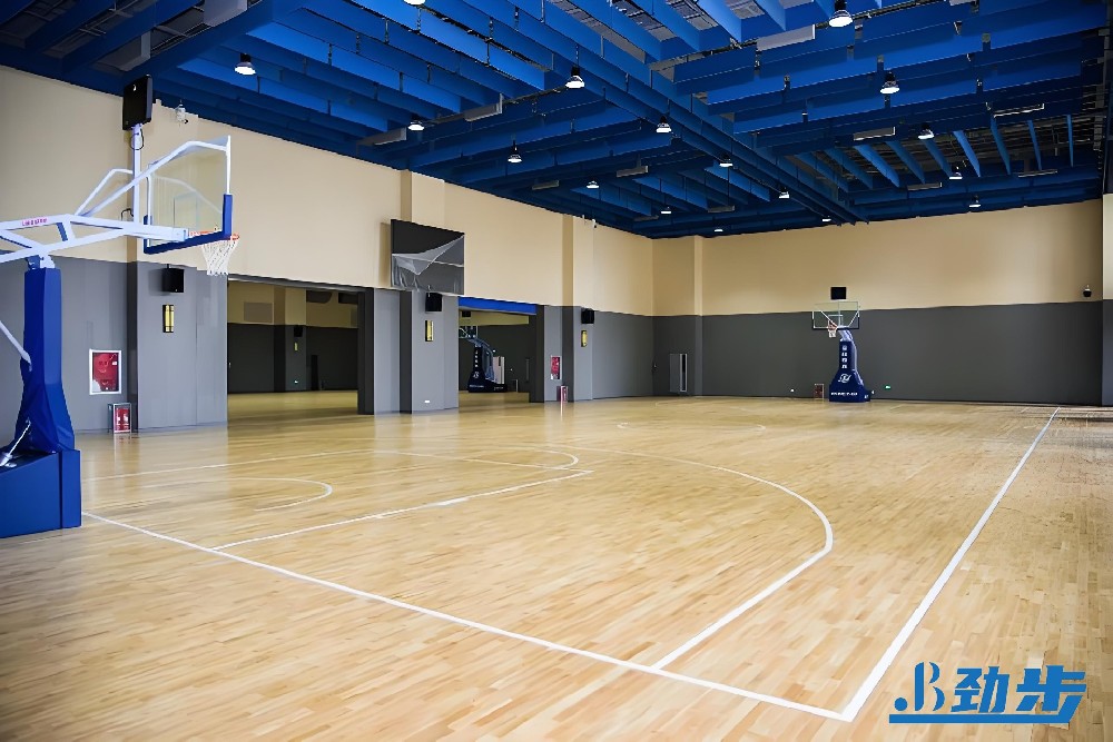 篮球馆运动木地板翻新多少钱？一文为你揭秘